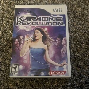 Karaoke Revolution (Wii) - Konami - Purple Cover